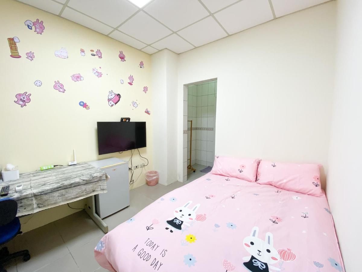 Tainan Da Ren Ju Apartment Exterior photo
