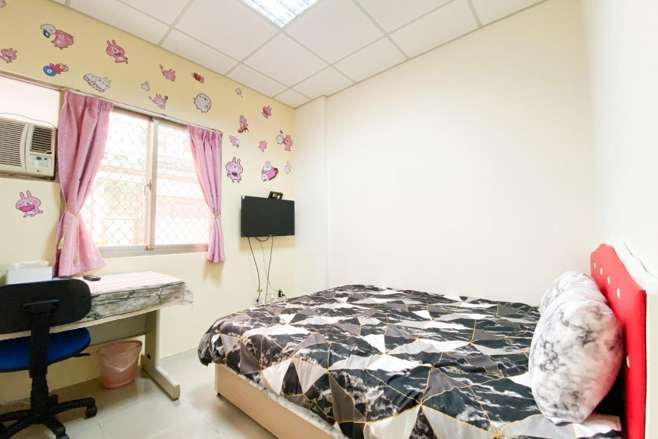 Tainan Da Ren Ju Apartment Exterior photo