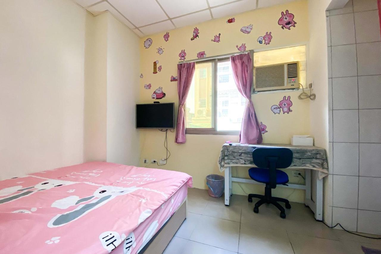 Tainan Da Ren Ju Apartment Exterior photo