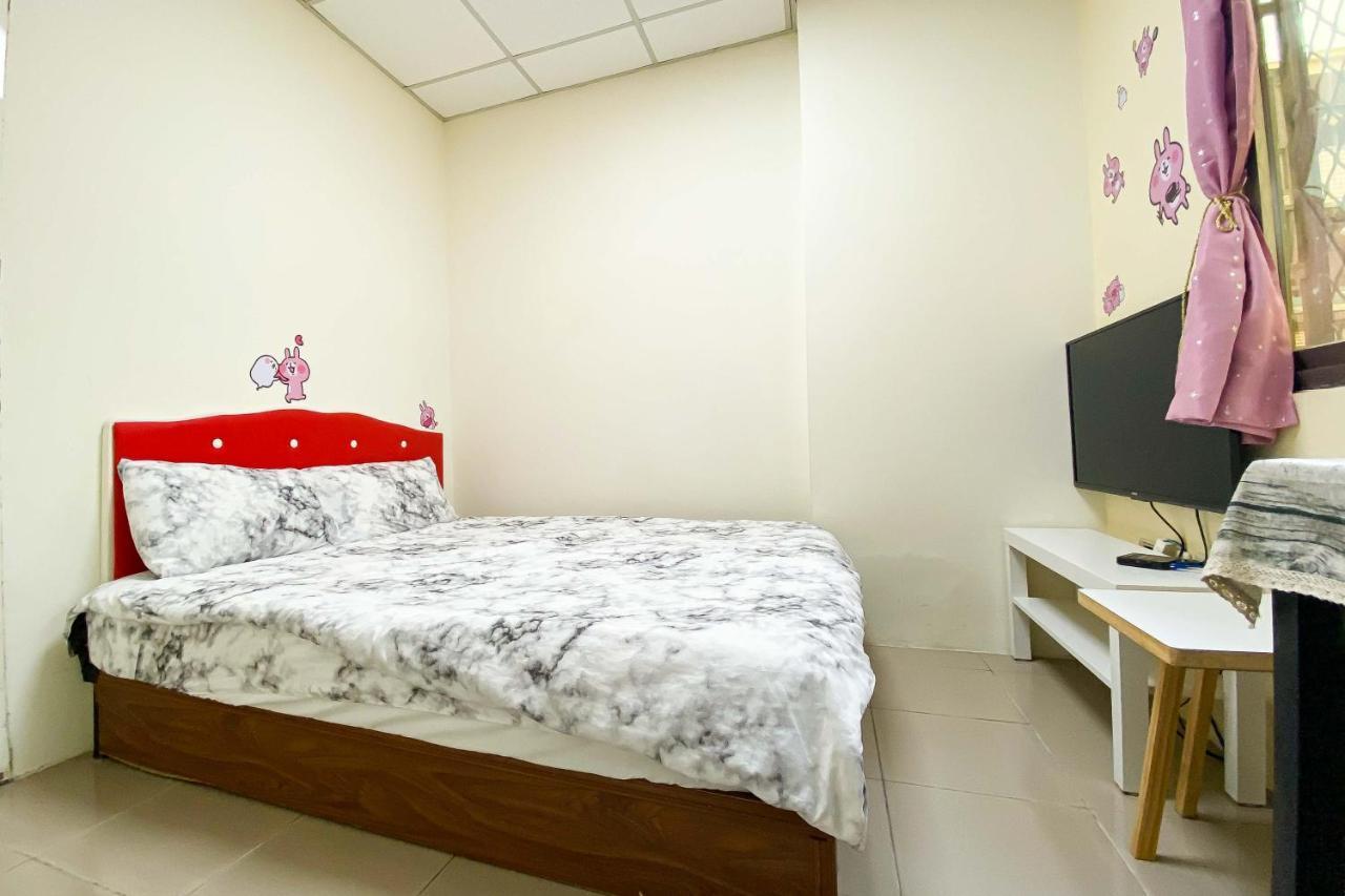 Tainan Da Ren Ju Apartment Exterior photo