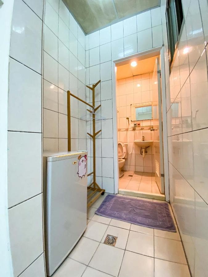 Tainan Da Ren Ju Apartment Exterior photo